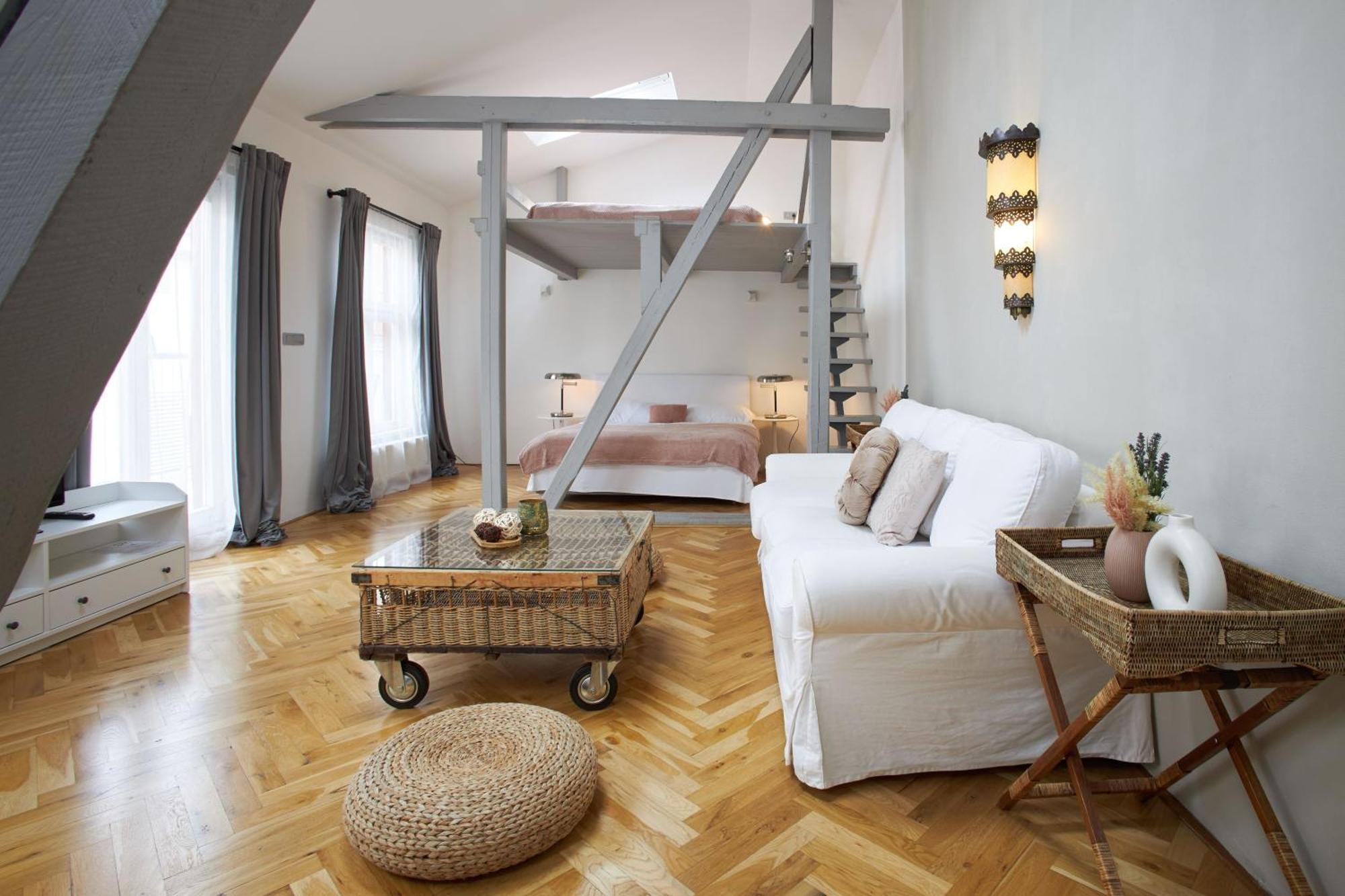 Wenceslas Square Residence Прага Екстер'єр фото