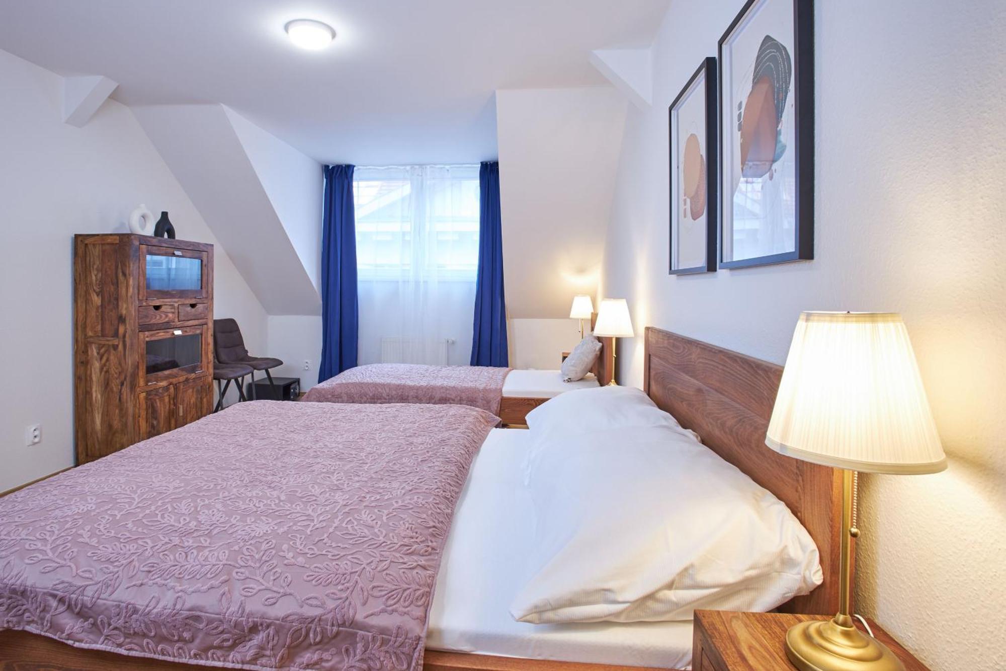 Wenceslas Square Residence Прага Екстер'єр фото